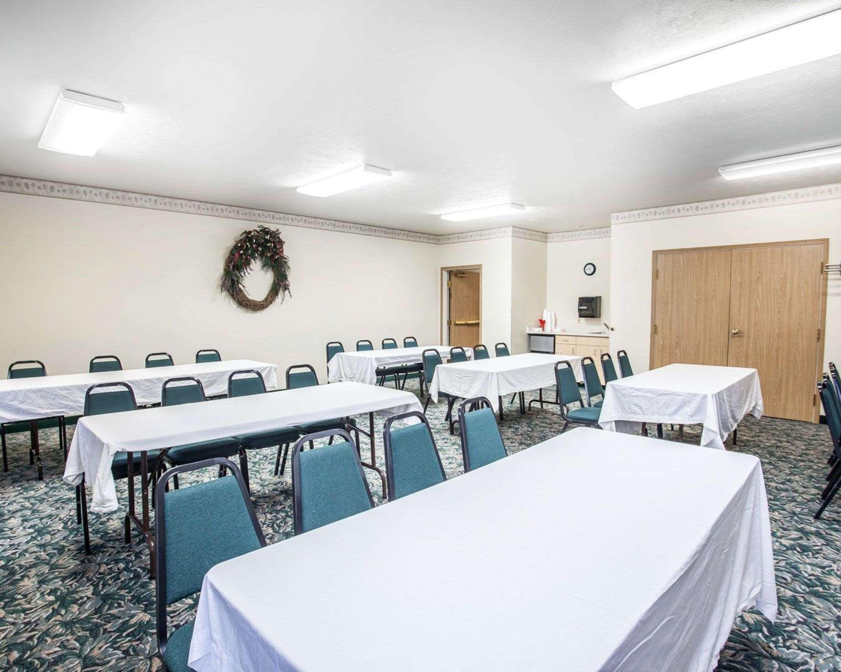 Rodeway Inn & Suites Spokane Extérieur photo