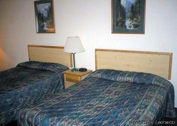 Rodeway Inn & Suites Spokane Chambre photo