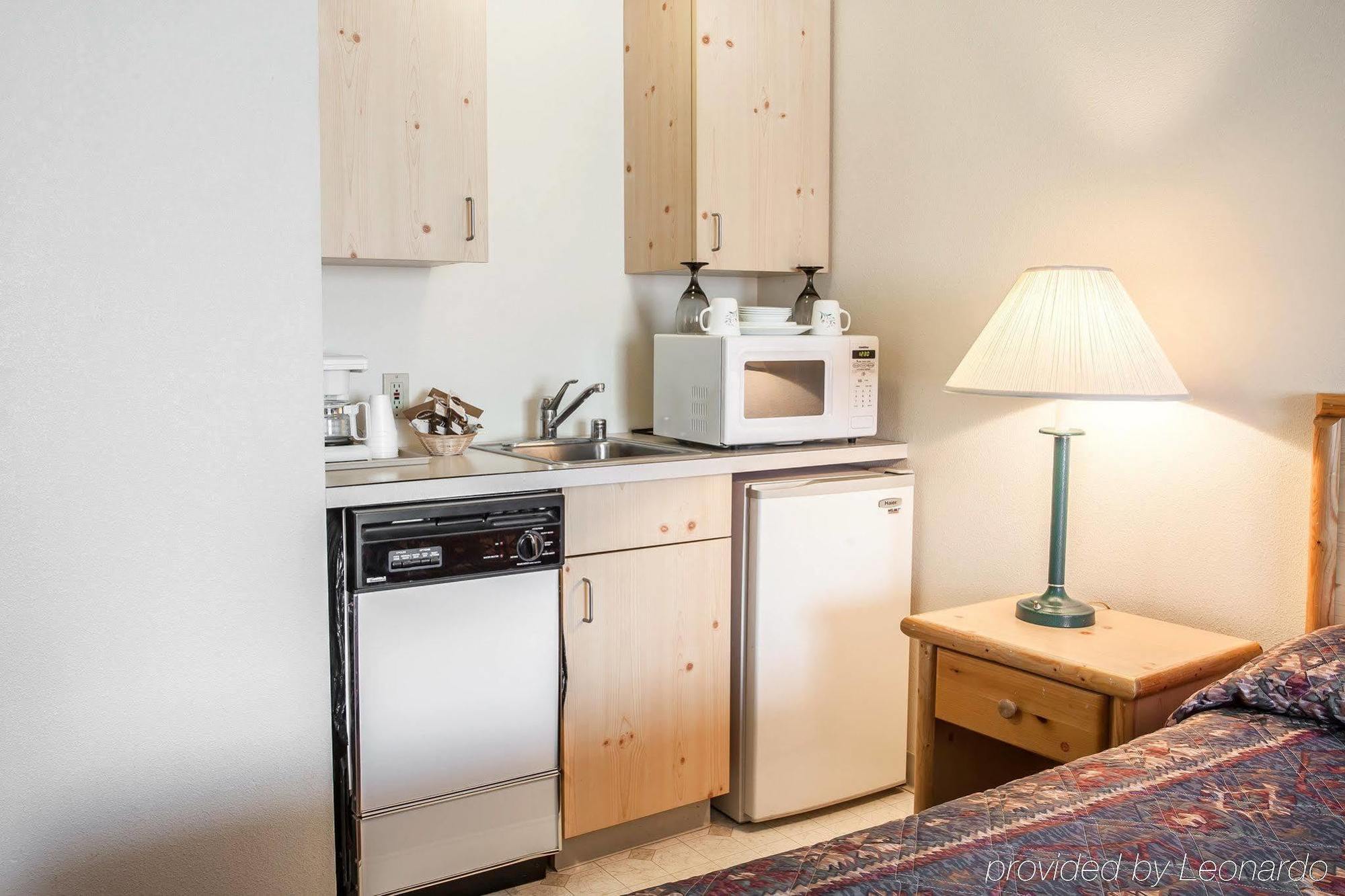 Rodeway Inn & Suites Spokane Extérieur photo