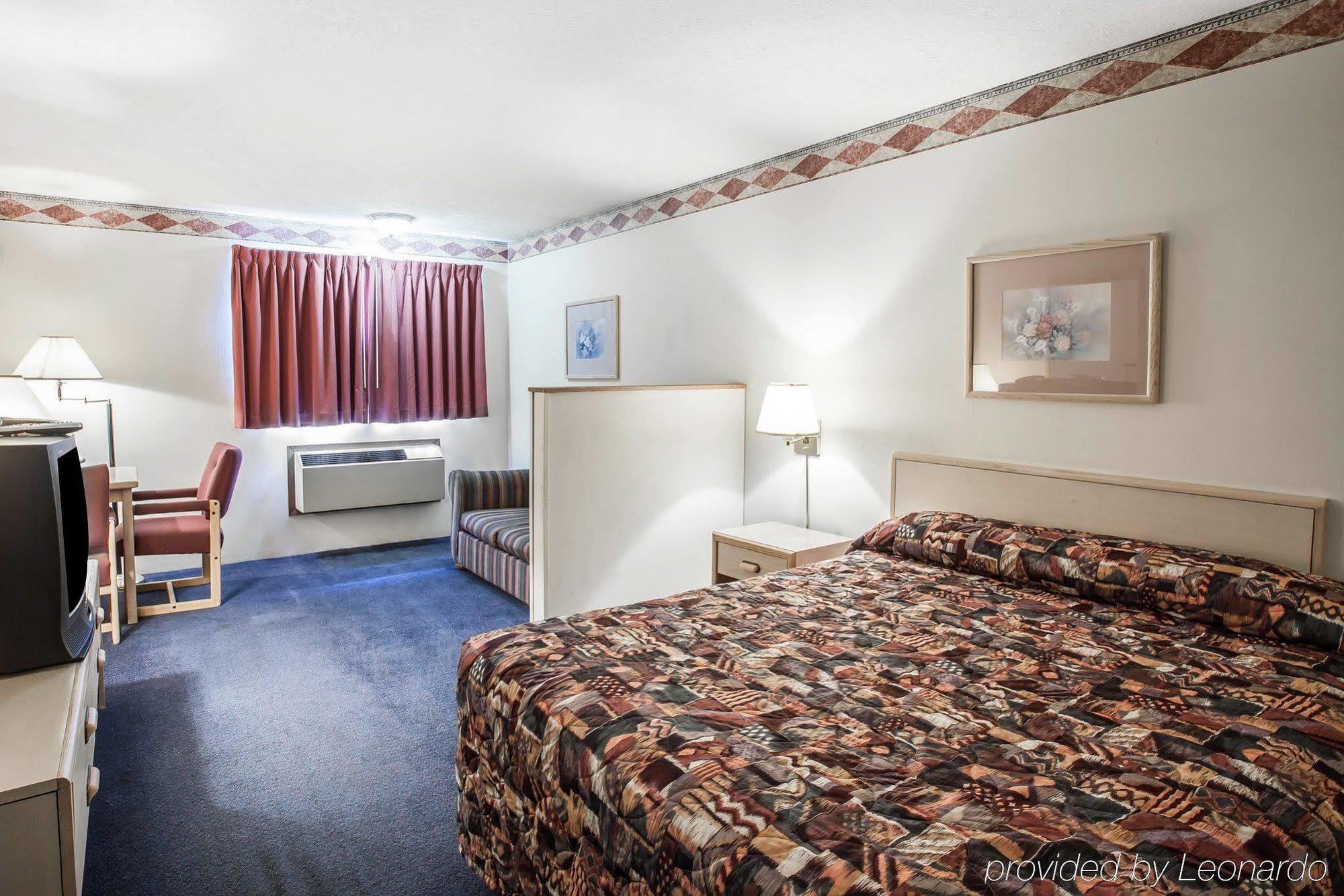 Rodeway Inn & Suites Spokane Extérieur photo