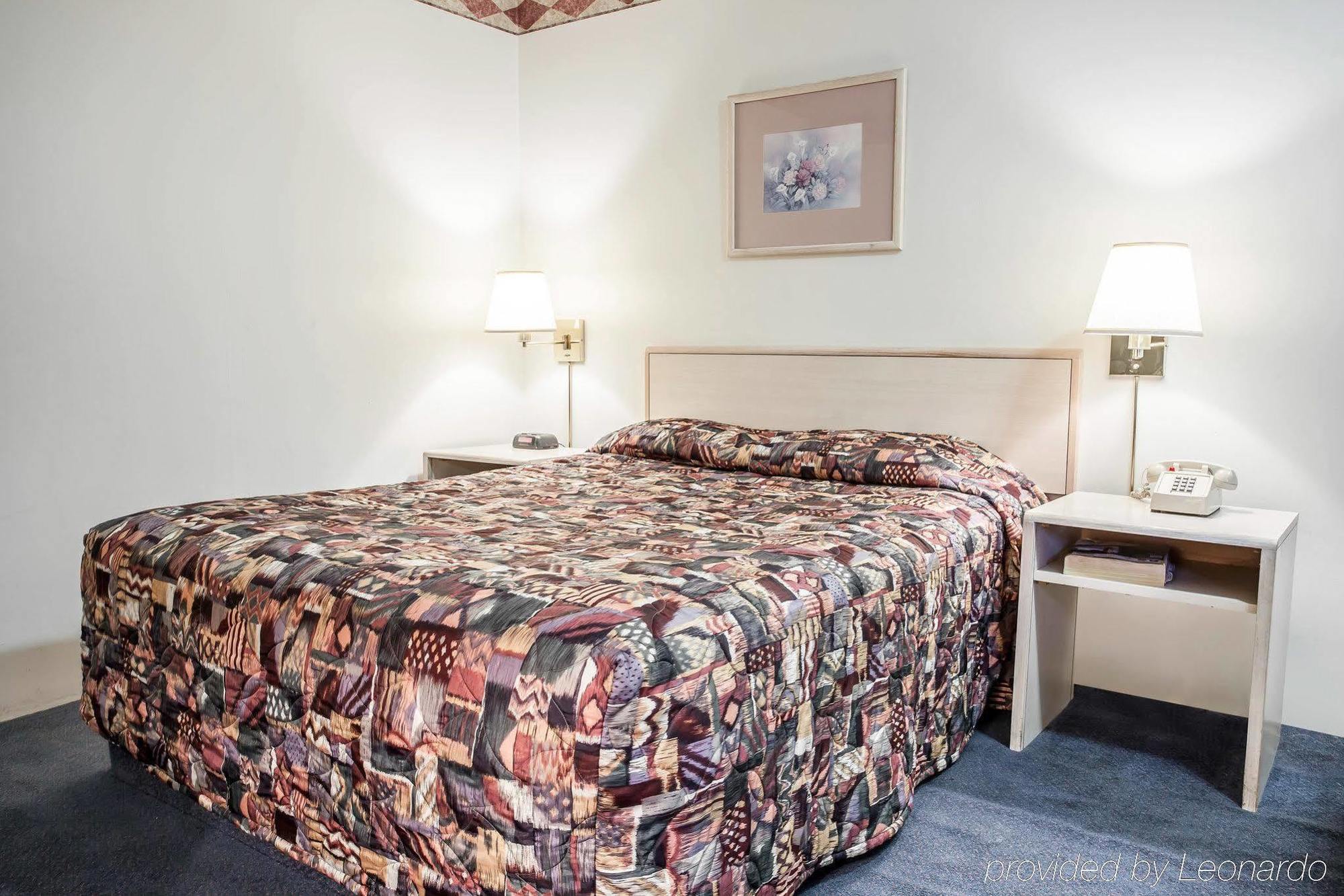 Rodeway Inn & Suites Spokane Extérieur photo